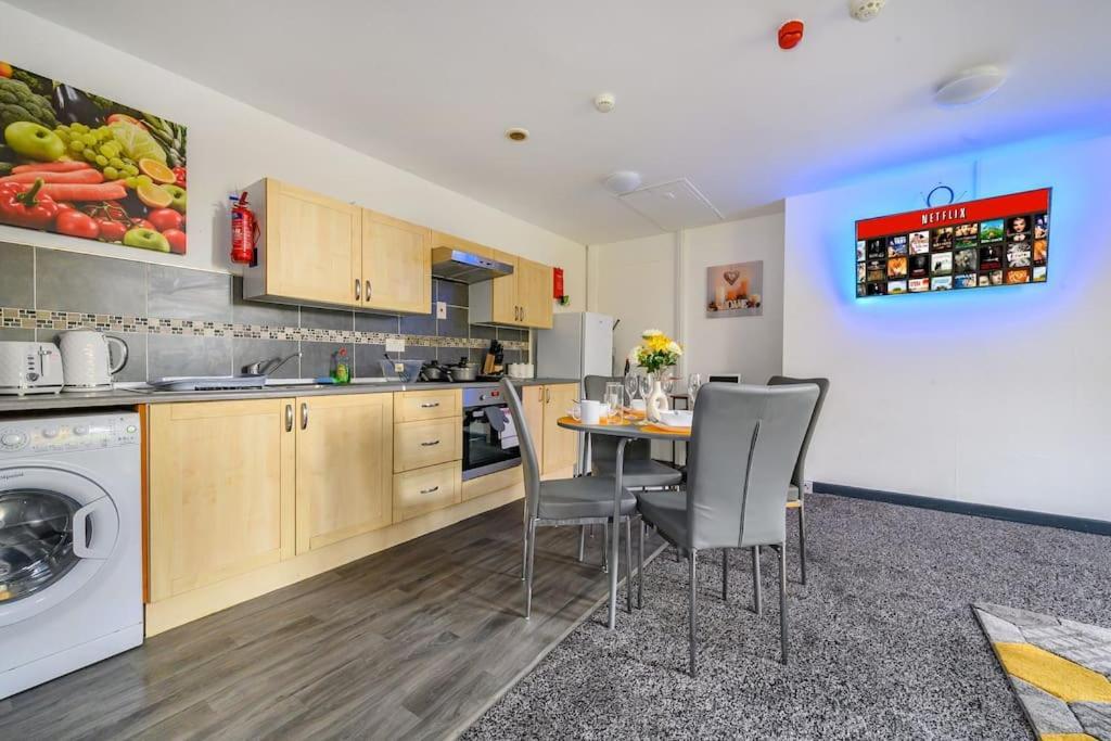 -F5Gh- For Relaxed & Cosy Stay, Free Parking, Wifi Leeds  Exterior foto